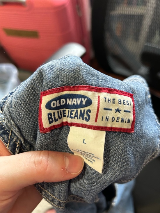 Old Navy Light Blue Denim Shirt with Branded Patch - Picture 4 of 4